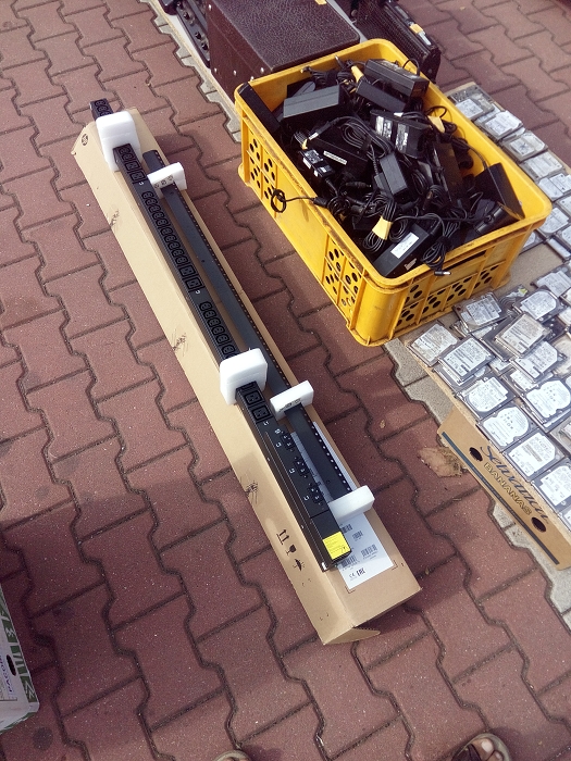 img00077.jpg